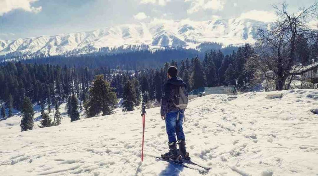 Skiing in Gulmarg