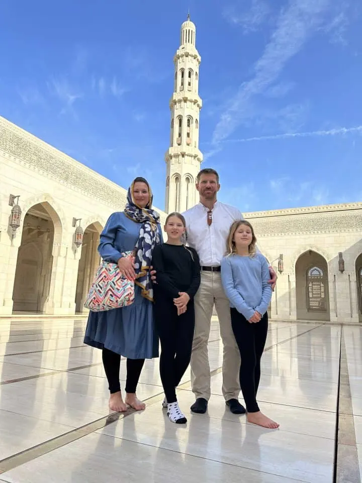Family-at-Grand-Mosque-Muscat
