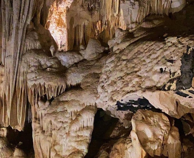 Al Hoota Caves