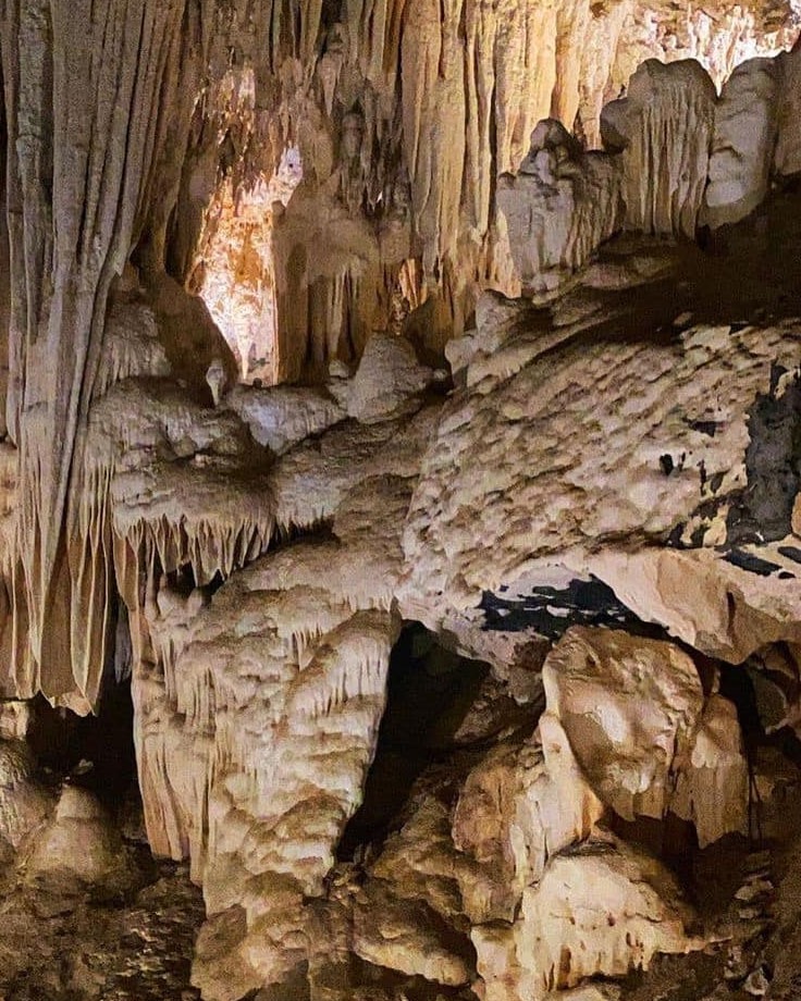 Al Hoota Caves